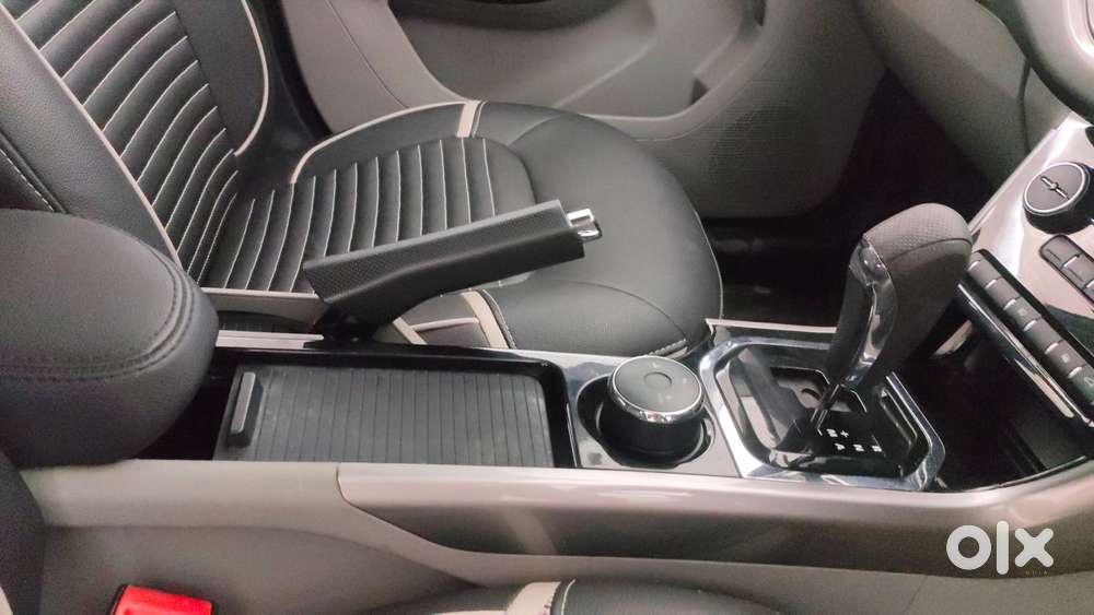 Tata Nexon 1.2 Revotron Xza Plus, 2019, Petrol