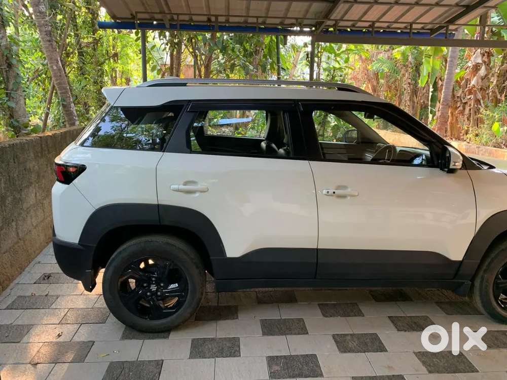 Maruti Suzuki Brezza 2022 Petrol Well Maintained