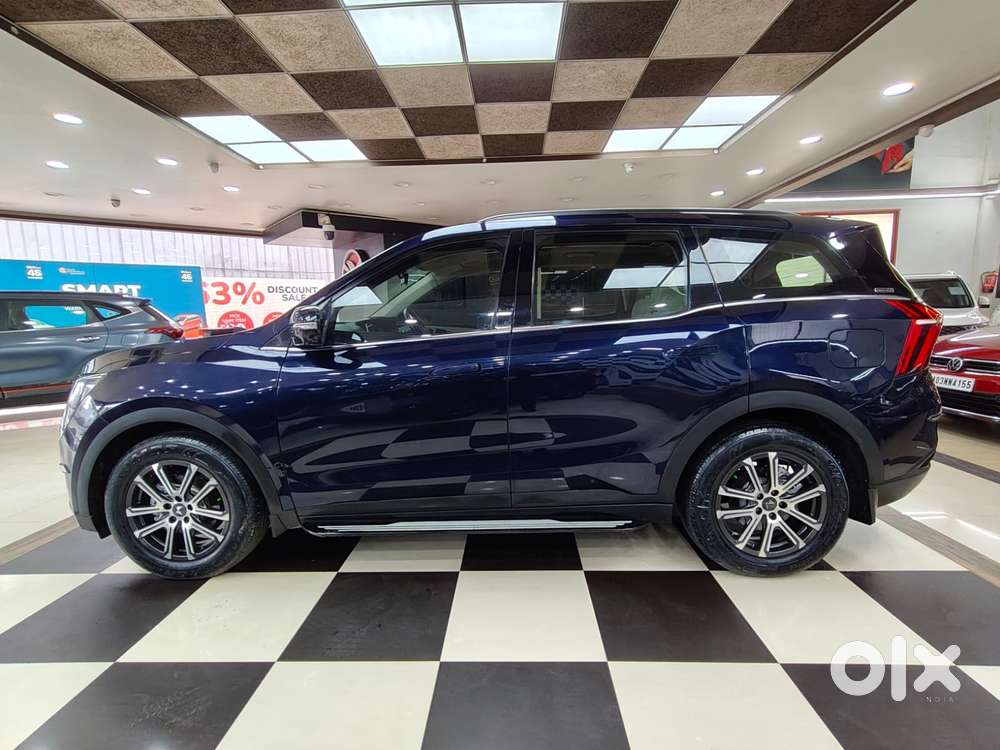 Mahindra Xuv700 2.0 Ax 7 Petrol At Luxury Pack Str, 2021, Petrol