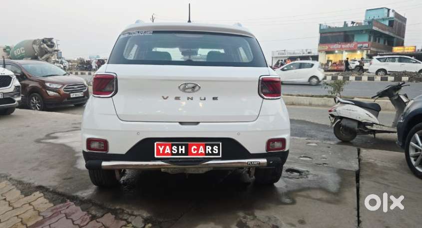 Hyundai Venue S 1.2 Petrol, 2022, Petrol