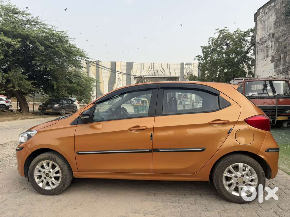 Tata Tiago 1.2 Revotron Xz (o), 2016, Petrol
