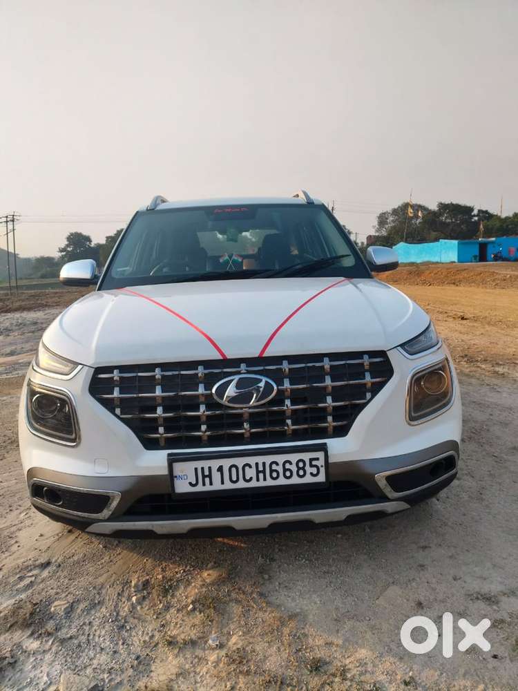 Hyundai Venue 2022 Diesel Well Maintained