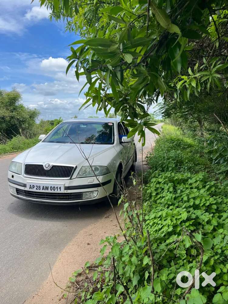 Skoda Laura 2007 Diesel 180000 Km Driven