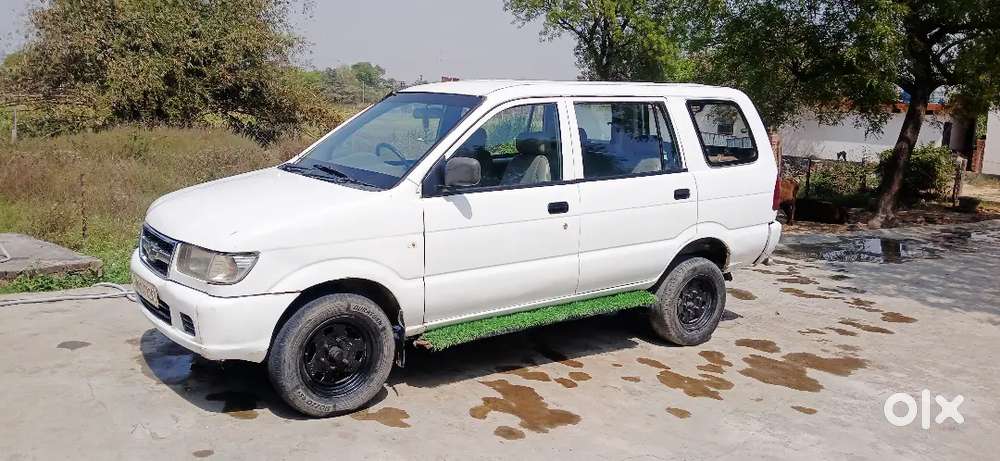 Chevrolet Tavera 2011 Diesel 79000 Km Driven