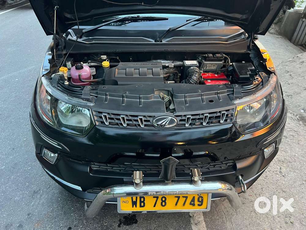 Mahindra Kuv 100 Mahindra-kuv-100-d75-k8, 2017, Petrol