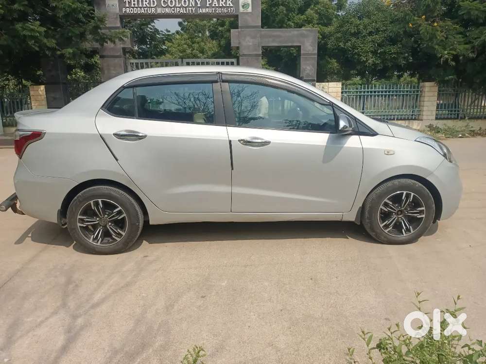 Hyundai Xcent 2018 Diesel 180000 Km Driven