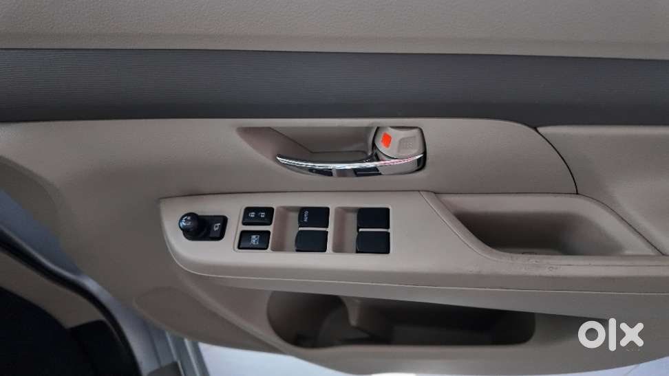 Maruti Suzuki Ertiga Vxi Shvs, 2022, Petrol