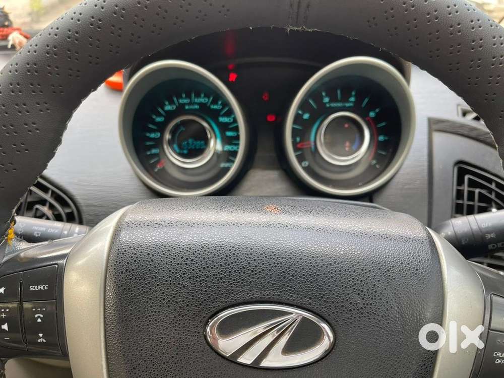 Mahindra Xuv500 2016 Car