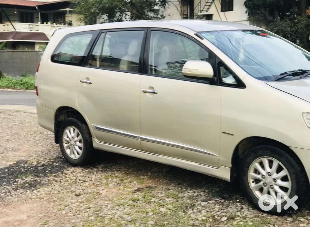 Toyota Innova 2.5 V 7 Str, 2014, Diesel