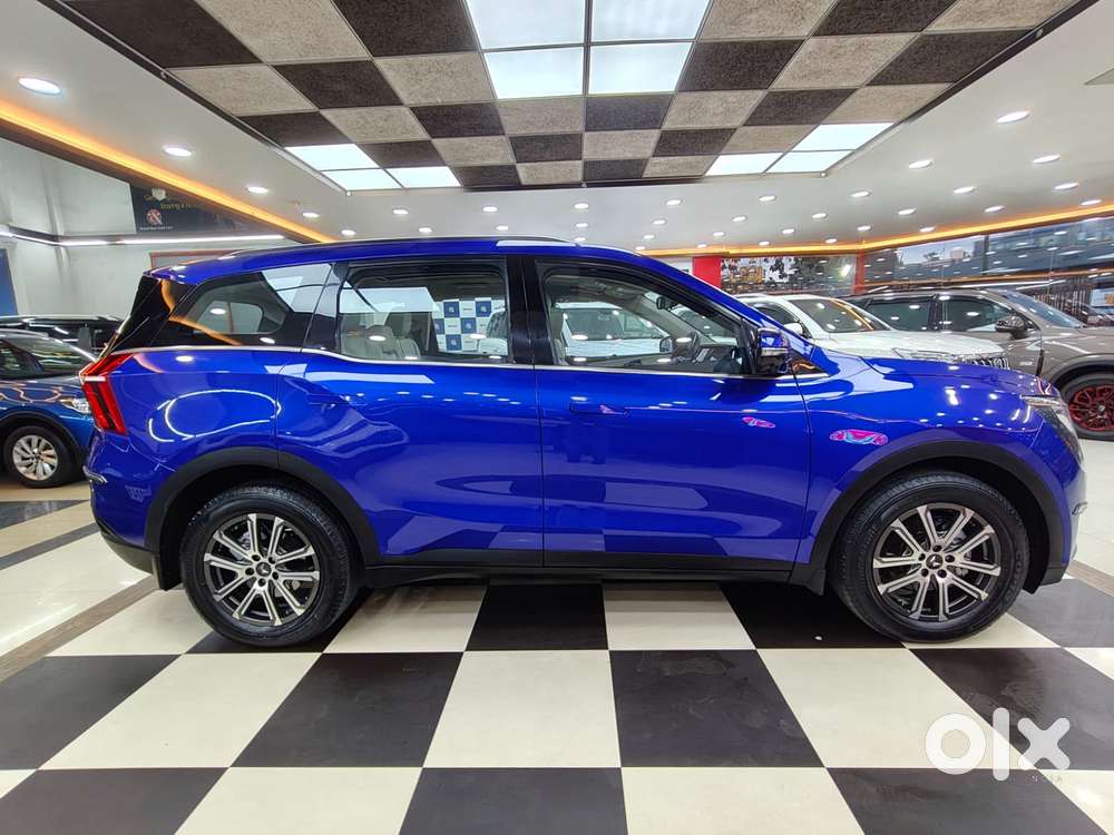 Mahindra Xuv700 2.2 Ax 7 Diesel At Luxury Pack Str Awd, 2023, Diesel