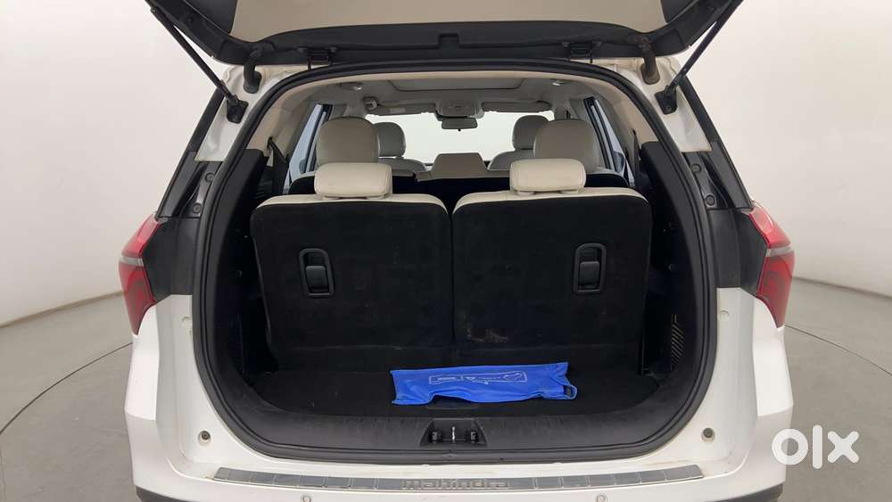 Mahindra Xuv700 2.2 Ax 7 Diesel At Luxury Pack Str, 2023, Diesel