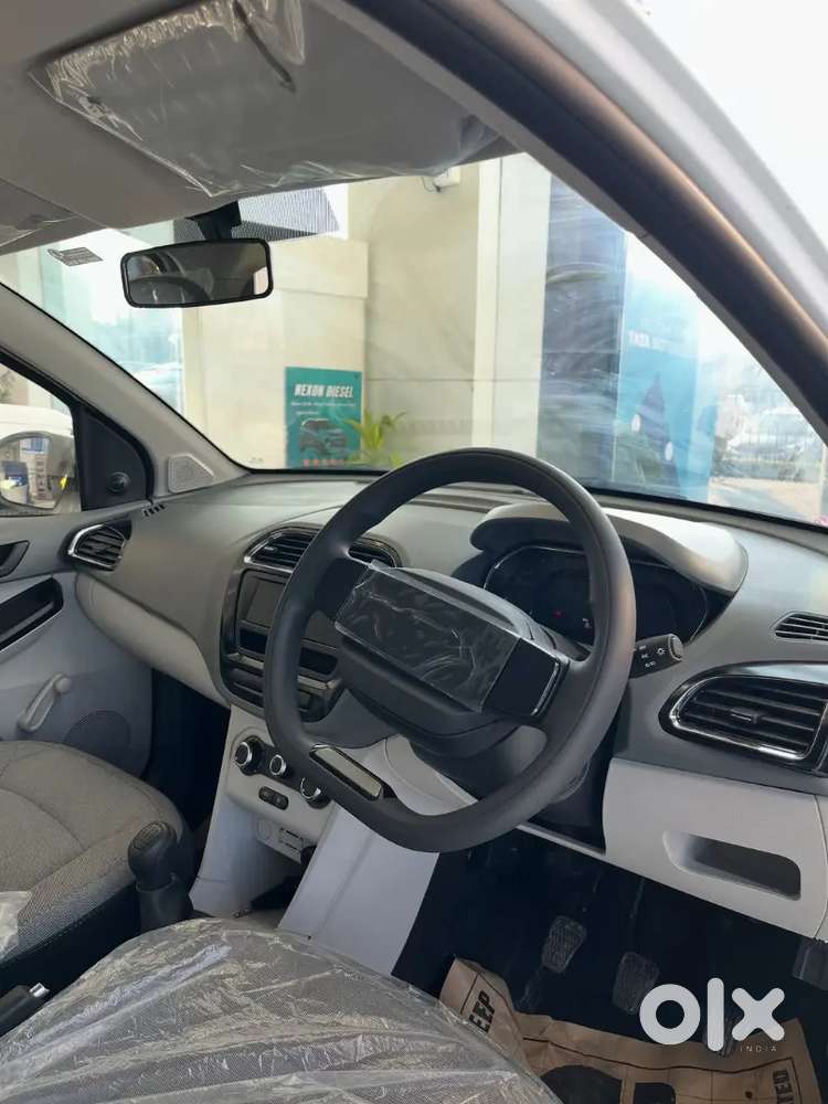 Tata Tiago Base Model 2026