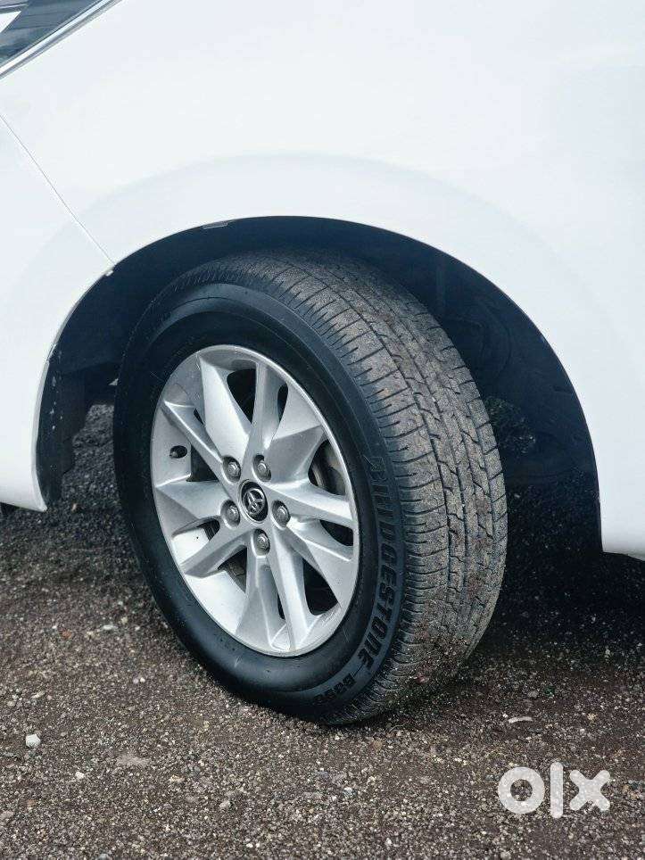 Toyota Innova Crysta 2.4 V, 2017, Diesel