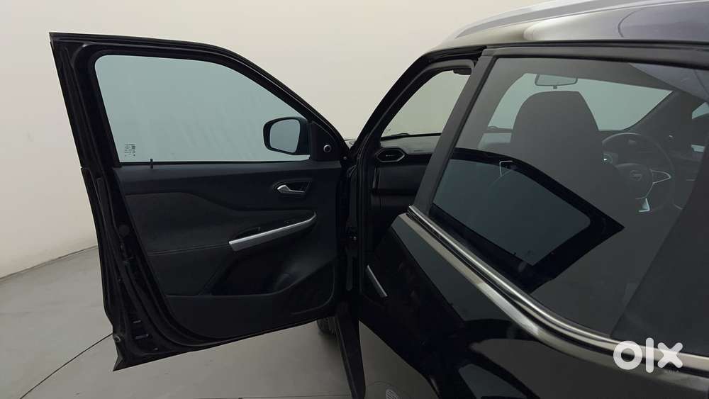 Nissan Magnite 1.0 Xv Premium Turbo Cvt (o), 2023, Petrol