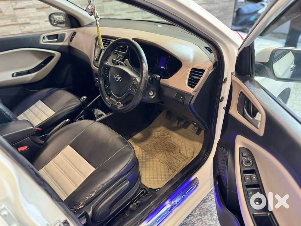 Hyundai I20 Sportz 1.2 Mt, 2020, Petrol