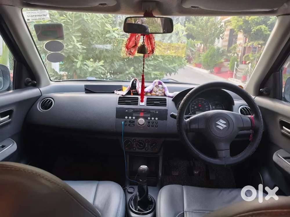 Maruti Suzuki Dzire 1.2 Vxi 2011