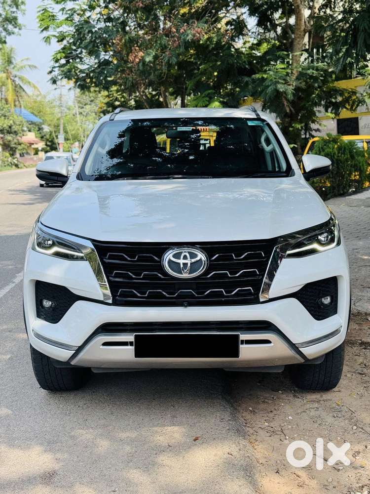 Toyota Fortuner 4x2 At 2.8 Diesel, 2023, Diesel