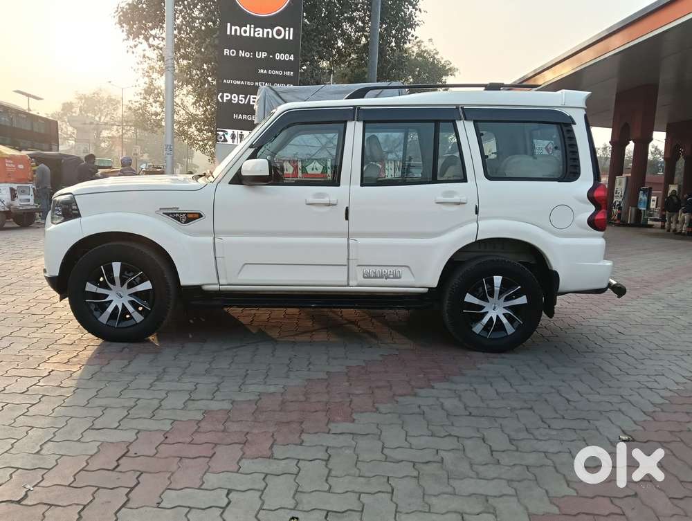 Mahindra Scorpio S6 Plus, 2016, Diesel