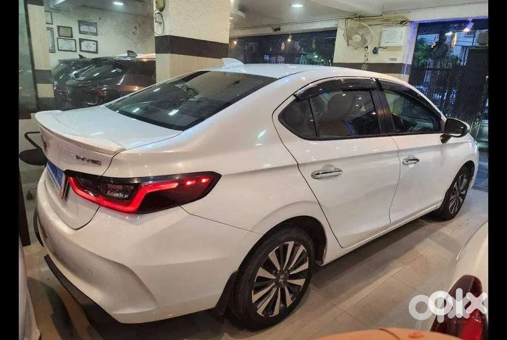Honda City Zx 2023 Petrol