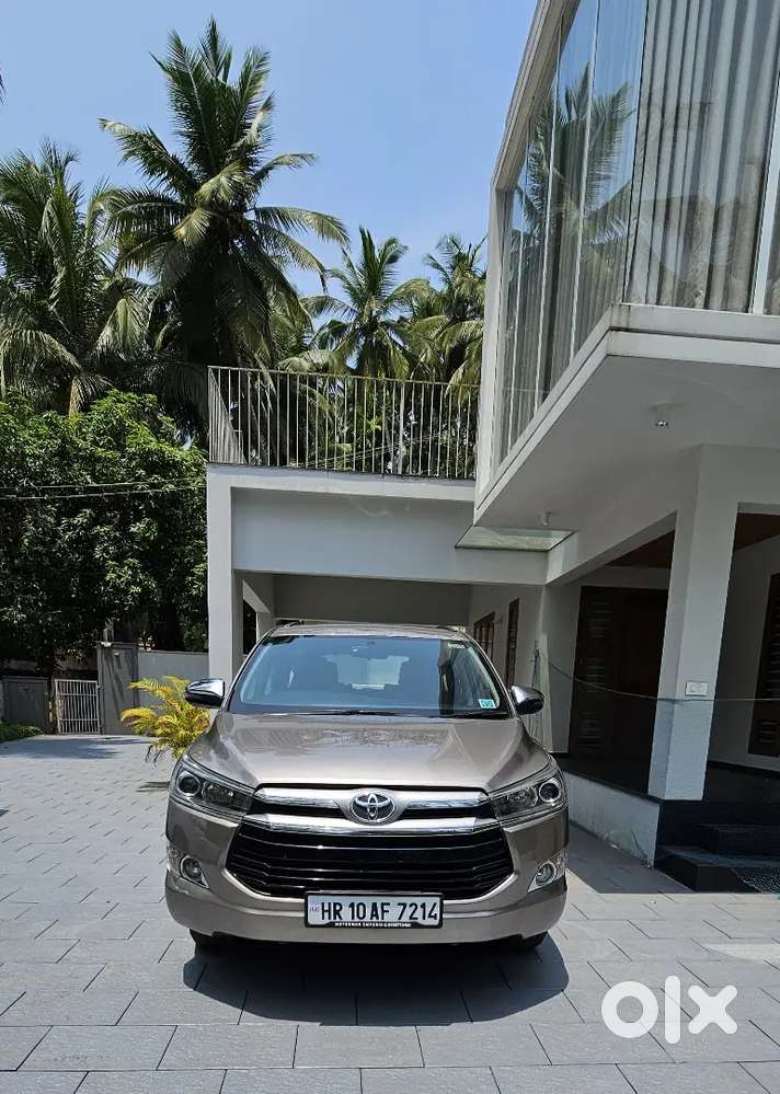Toyota Innova Crysta 2018 Diesel 155000 Km Driven