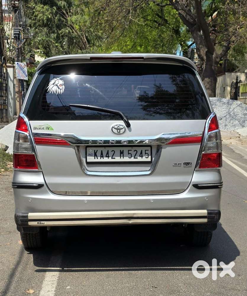 Toyota Innova 2.5 V 8 Str, 2014, Diesel