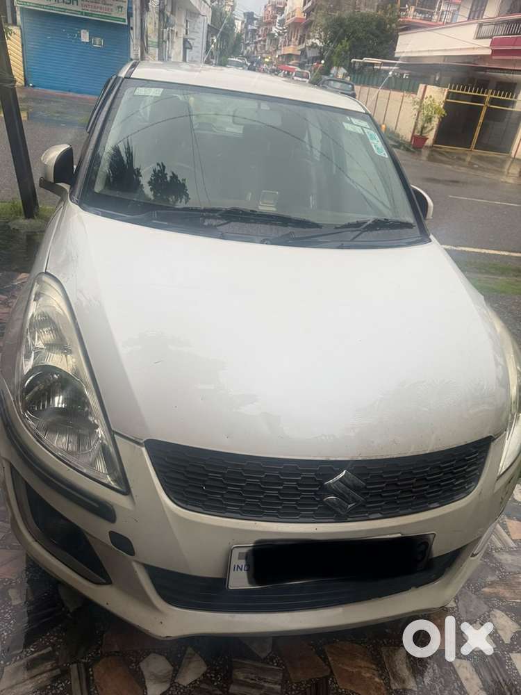 Maruti Suzuki Swift 2014 Petrol Very Good Condition New Tyres