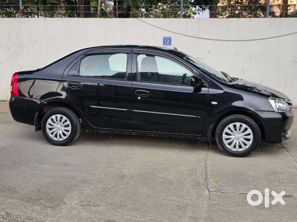 Toyota Etios, 2011, Petrol