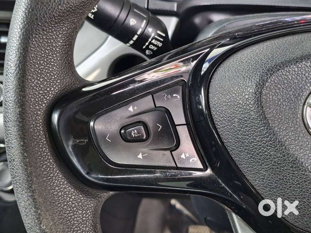 Tata Nexon 1.2 Revotron Xt, 2021, Petrol