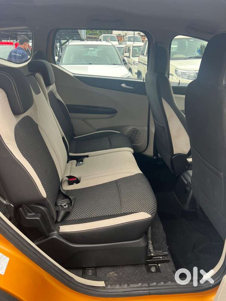 Renault Triber Rxz Easy-r Amt, 2020, Petrol