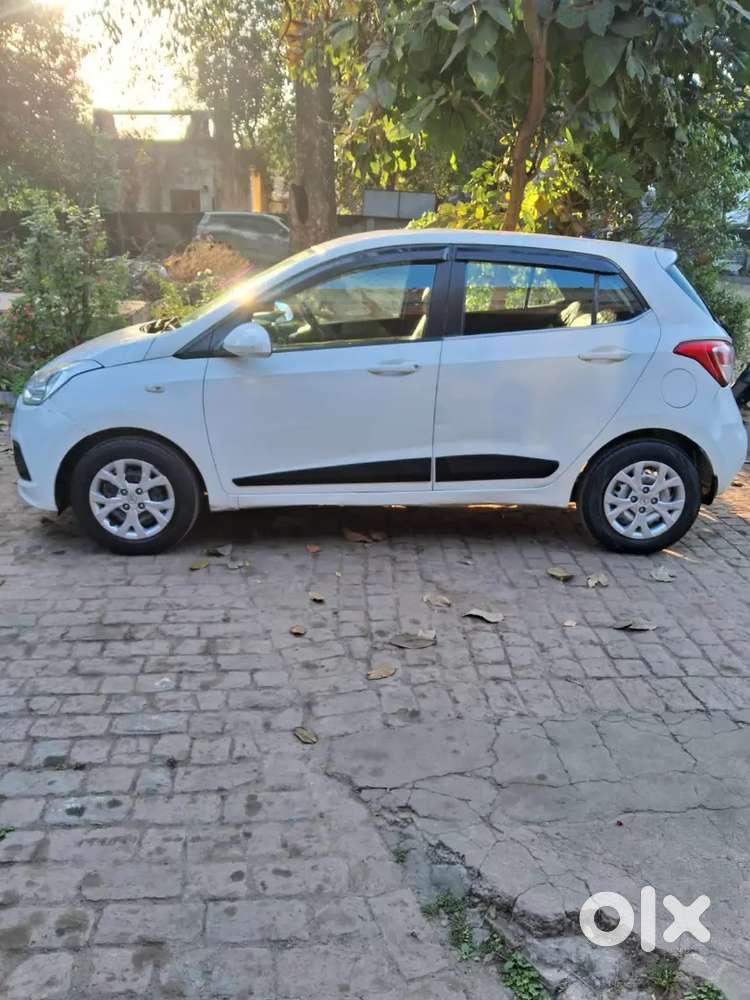 Hyundai I10 2017 Petrol 57000 Km Driven