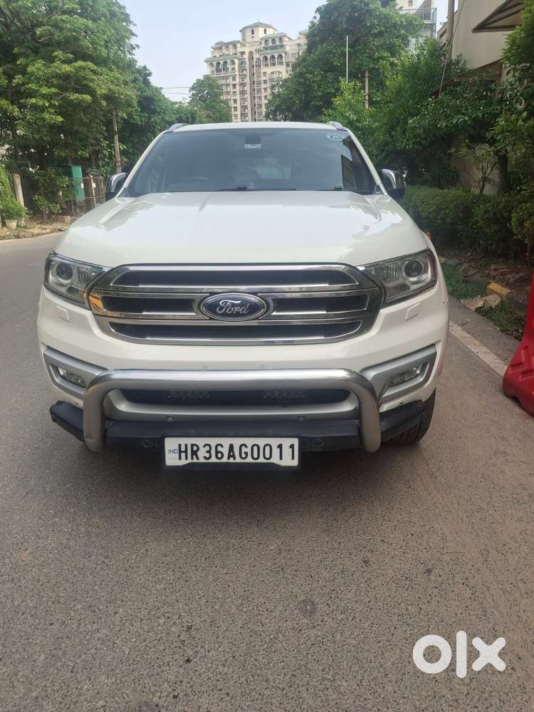 Ford Endeavour 3.2 Titanium 4x4 At, 2016, Diesel