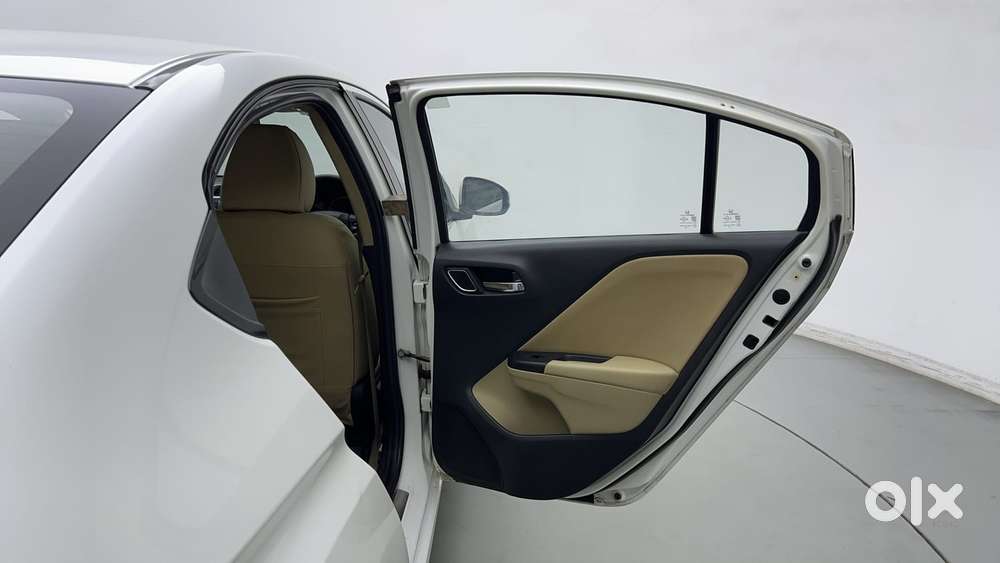 Honda City I-vtec V, 2018, Petrol