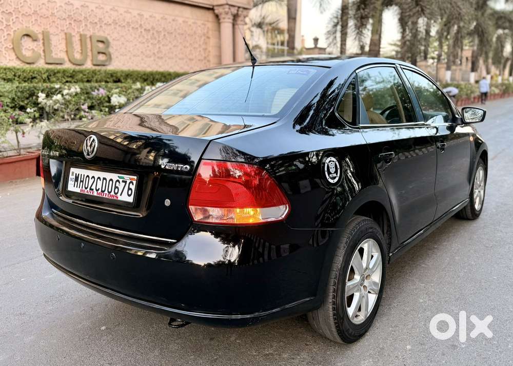 Volkswagen Vento 2010-2013 Petrol Highline, 2011, Petrol