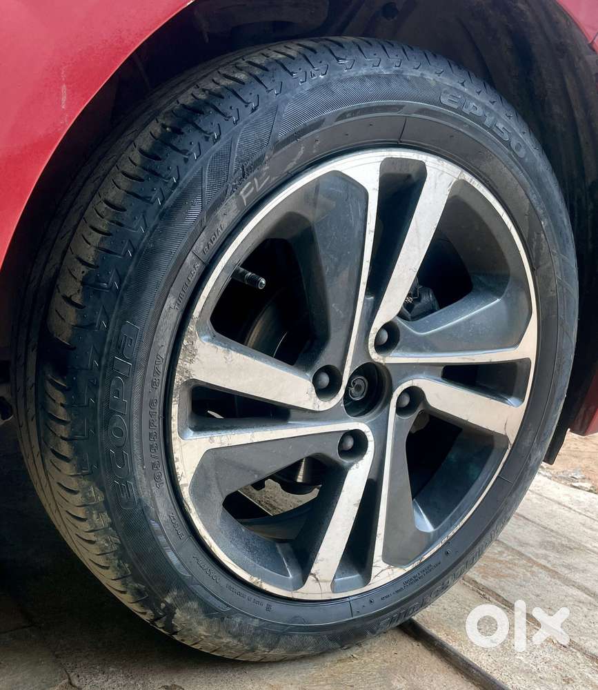 Tata Altroz Xz, 2020, Petrol