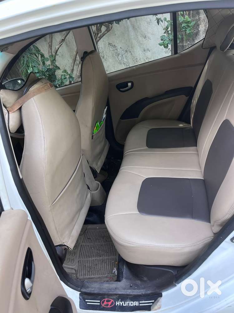 Hyundai I10 Sportz 2010 Model