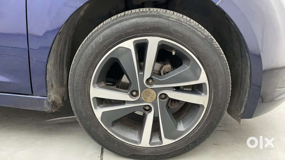 Tata Altroz 1.2 Xz I-turbo, 2022, Petrol