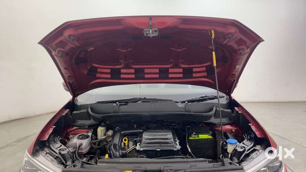Volkswagen Taigun Topline 1.0 Tsi At (electric Seats), 2022, Petrol