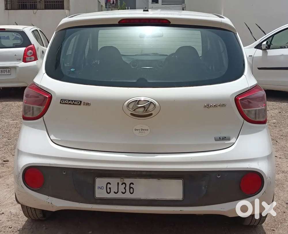 Hyundai Grand I10 Sport 2017 Cng & Hybrids Well Maintained