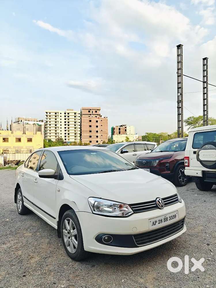 Volkswagen Vento 1.6 Highline 2011  81k Km  Petrol  Excellent Car