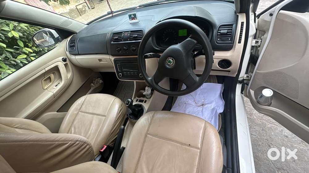 Skoda Fabia 1.2 Crdi Ambition Plus | 2nd Owner | Diesel | ₹1.55 Lakh