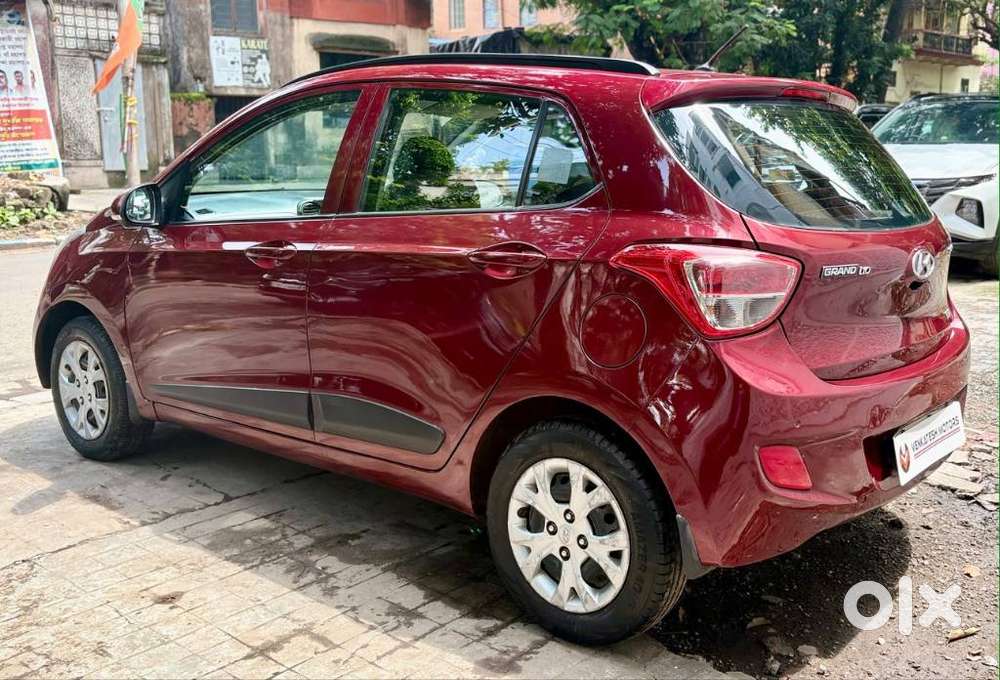 Hyundai Grand I10 Sportz, 2016, Petrol