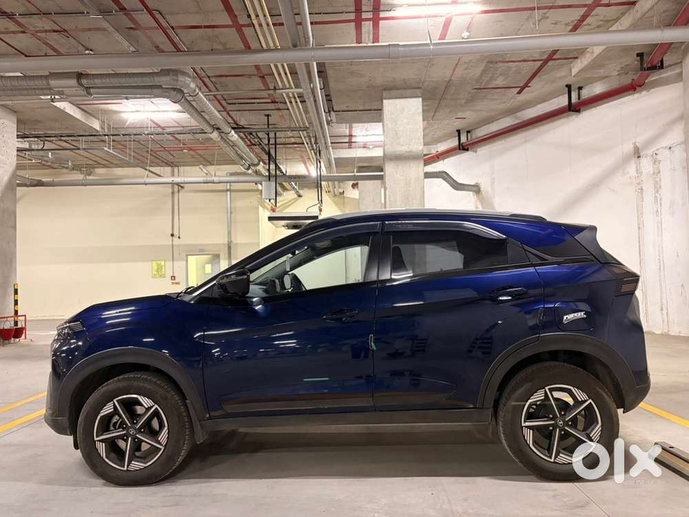 Tata Nexon Creative diesel AMT
