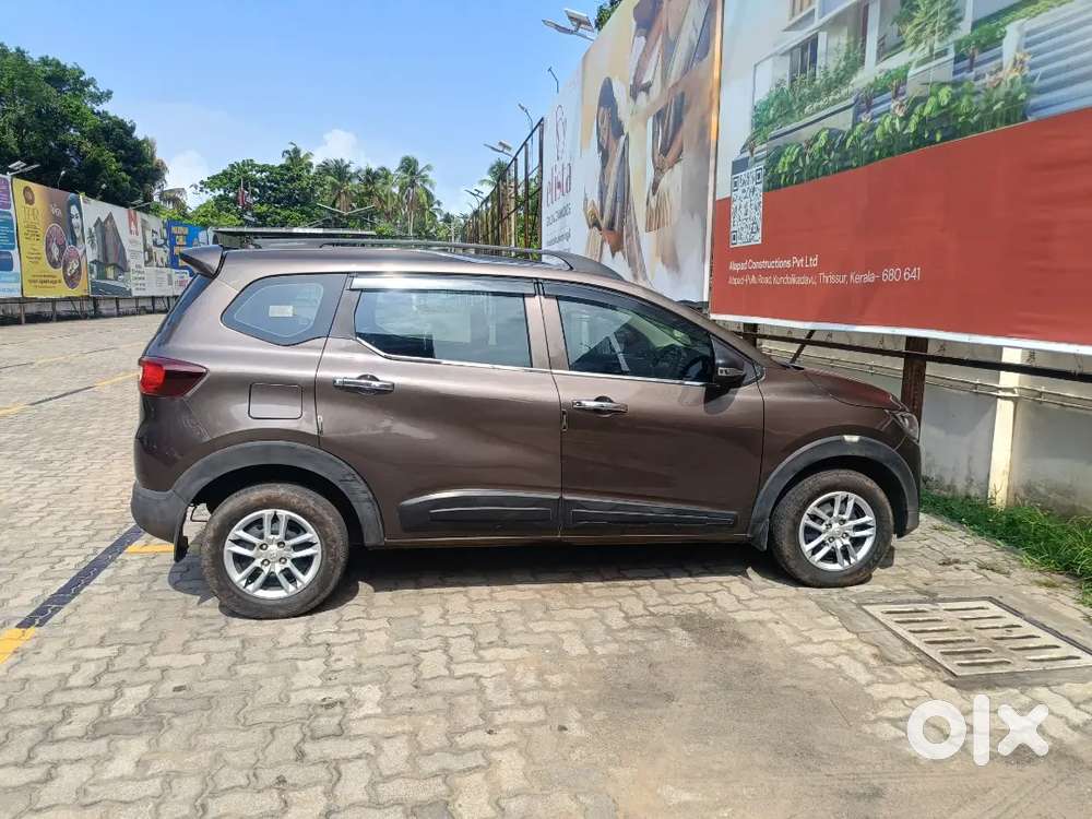 Renault Triber 1.0 Rxt 2021 Km Driven