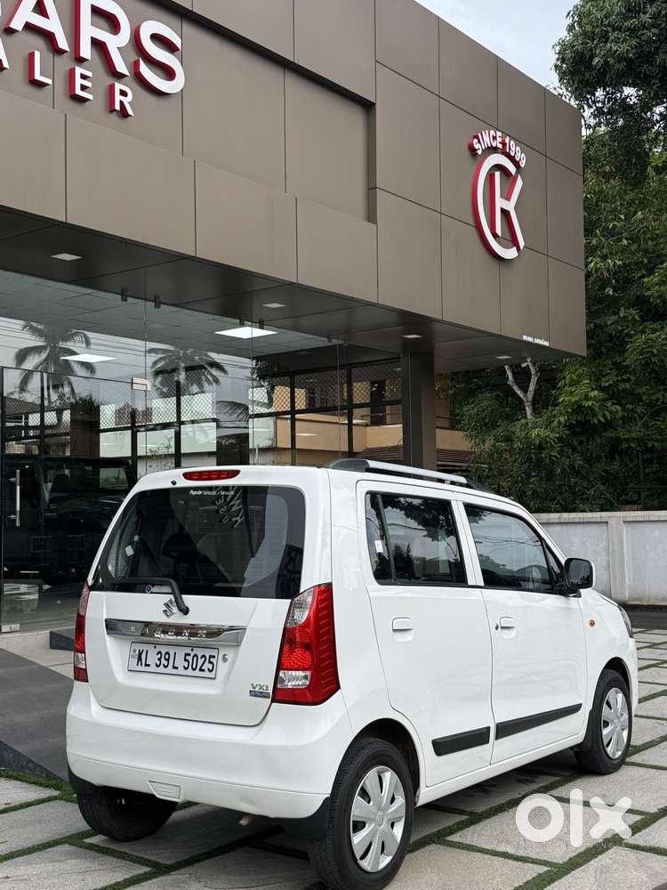 Maruti Suzuki Wagon R Amt Vxi Option, 2017, Petrol