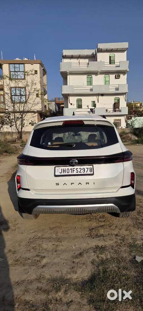 Tata Safari Pure Plus, 2024, Diesel