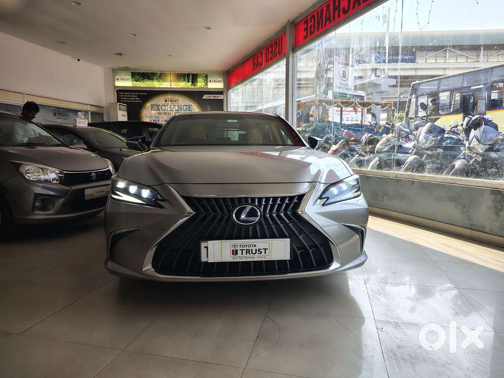 Lexus Es 300h Luxury, 2022, Petrol