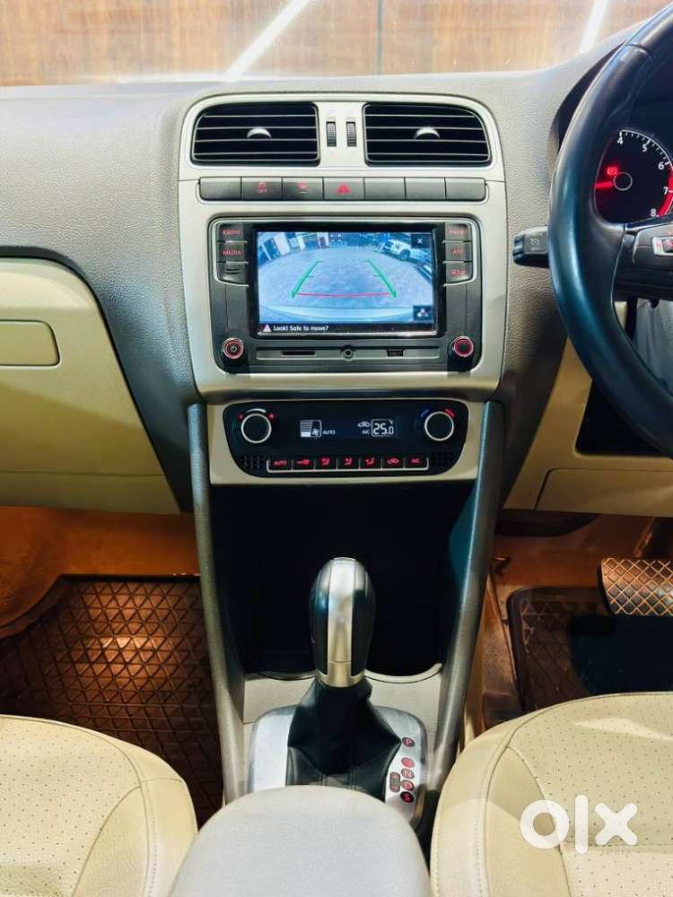 Volkswagen Vento 1.2 Tsi Highline Plus At, 2018, Petrol