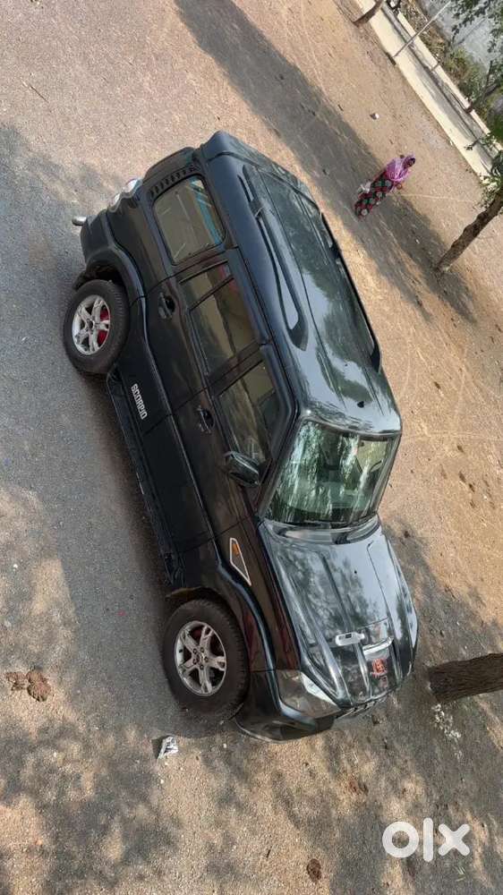 Mahindra Scorpio S8