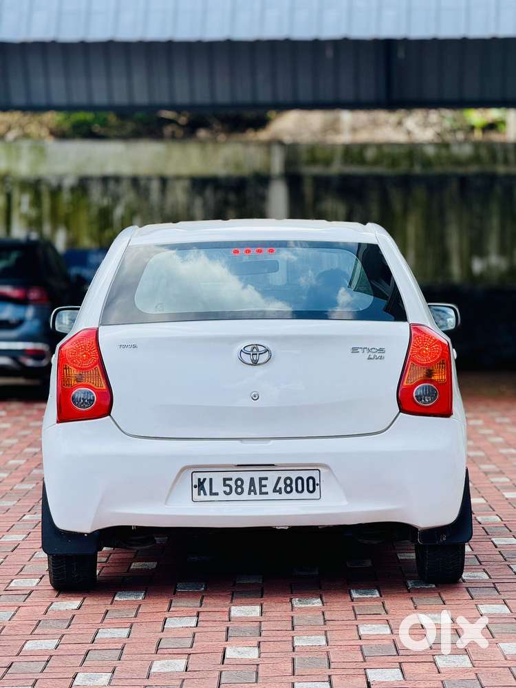 Toyota Etios Liva