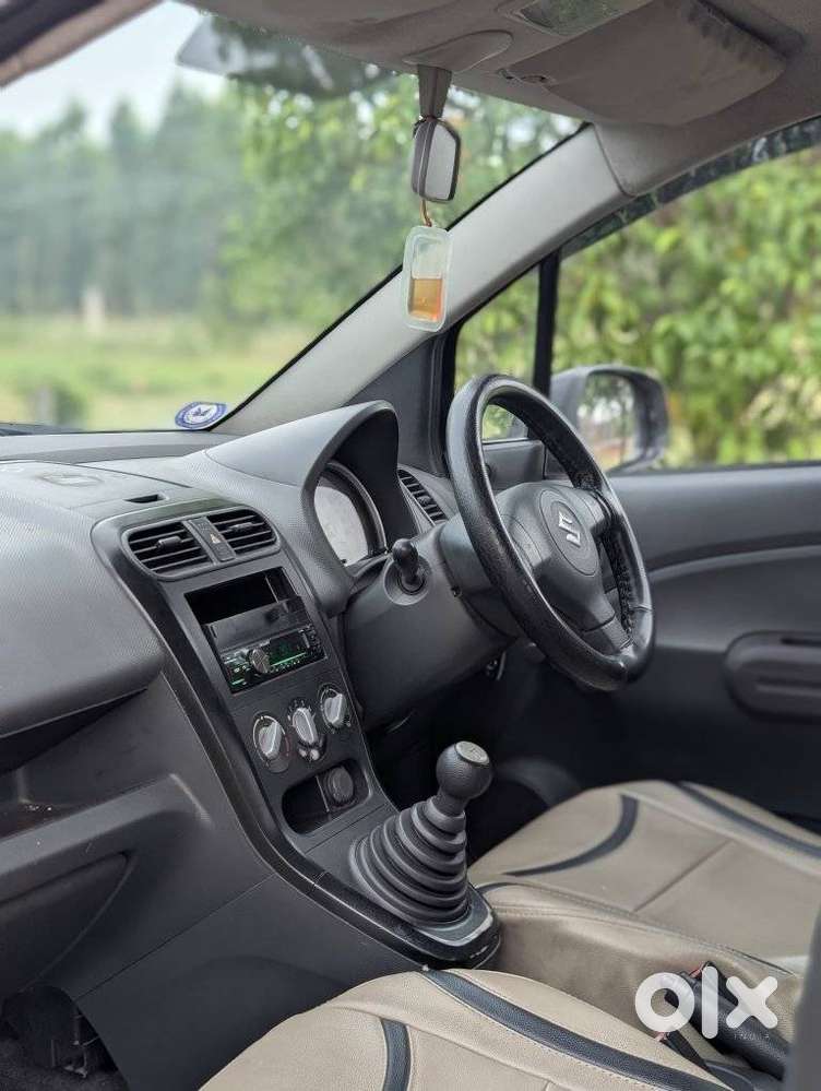Maruti Suzuki Ritz Lxi, 2010, Petrol